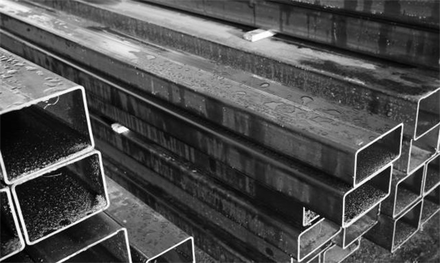 昭平无缝方管挤压
